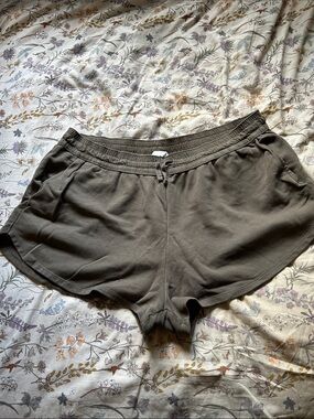 H&M Women's Olive Green Lounge Shorts - Casual Pull-On
